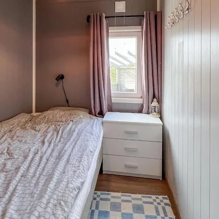 Casa de Férias 4 Bedroom Lovely In Lindesnes